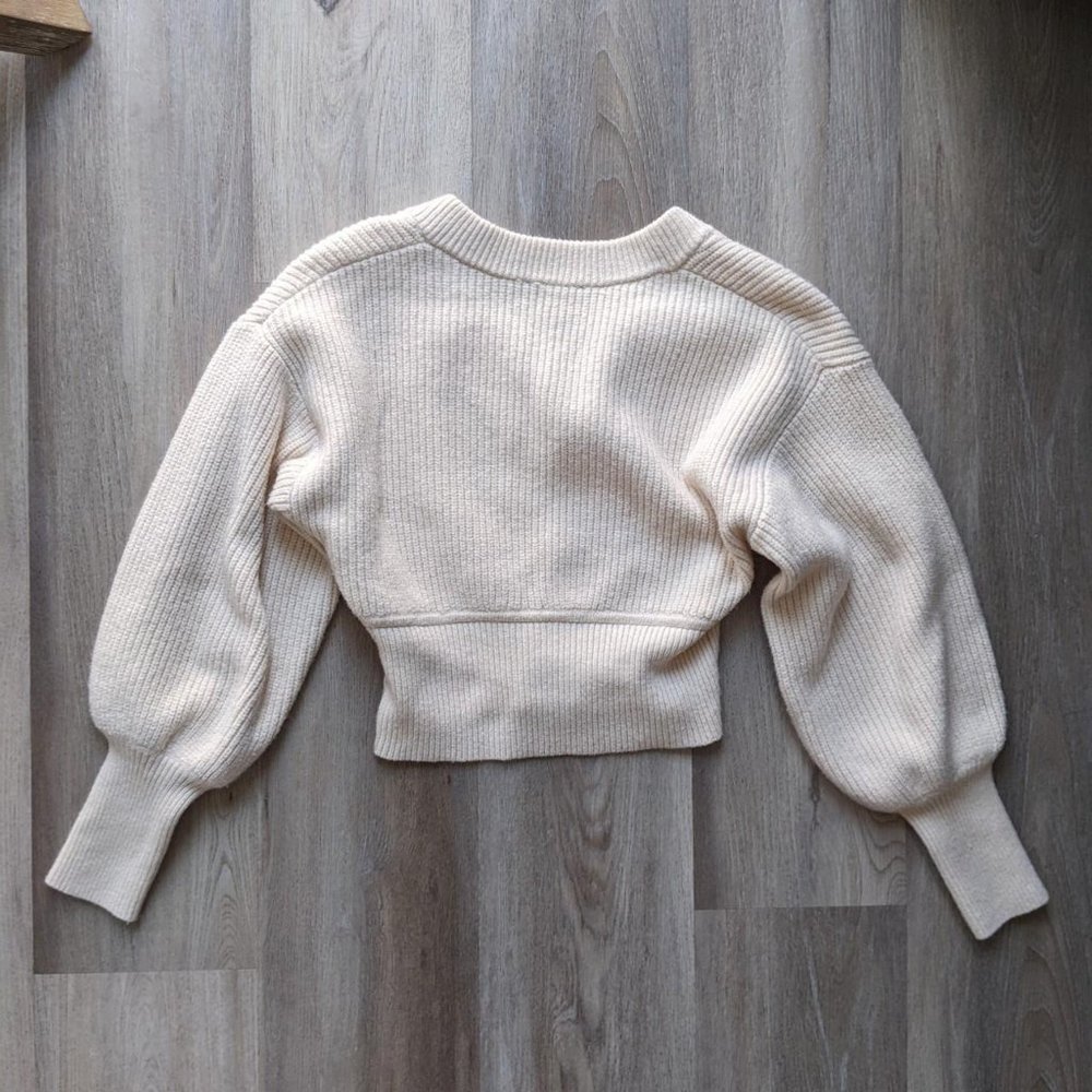 Cream Sweater - Picture 4 of 5